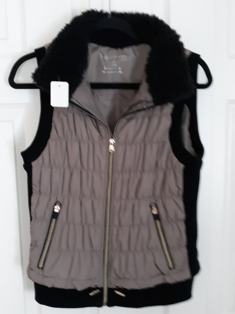 Calvin Klein Performance puffer vest womans M EUC